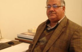 با دیدن تصویر امام(ره) از صفحه تلویزیون، جشن انقلاب را در کنار جاده سقز ـ دیواندره برپا کردیم