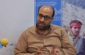 نویسنده ای که تمام آثارش در حوزه ی دفاع مقدس است + معرفی کتاب